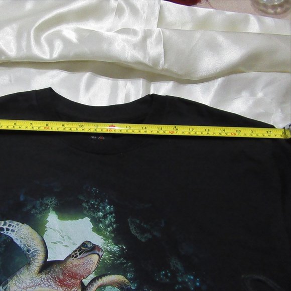 New T shirts Unisex Size X Large 😎 - Picture 5 of 9